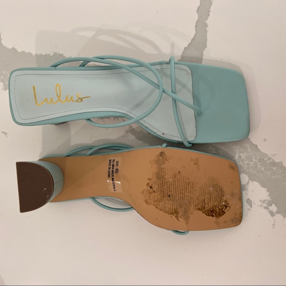 Lulus Blue Heels size 8.5 - Picture 3 of 3